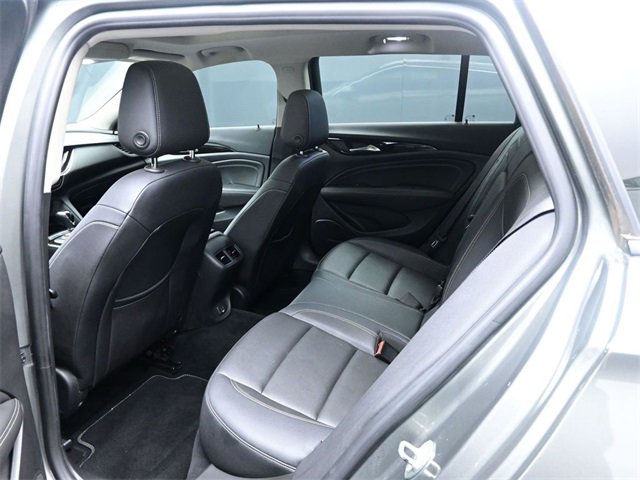 Used 2018 Buick Regal Essence w/ Driver Confidence Package #1 image 22