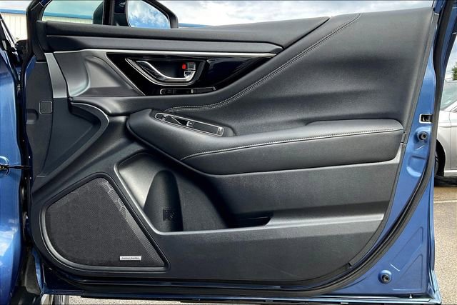 Used 2021 Subaru Outback Limited image 24