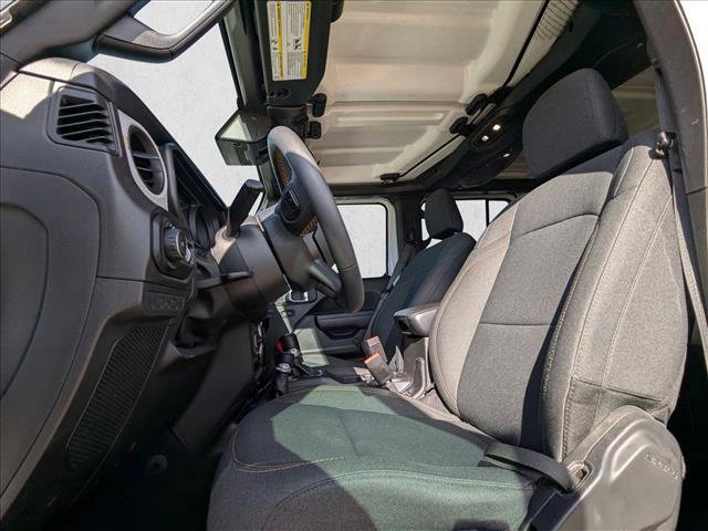 Used 2024 Jeep Wrangler Sport S image 17