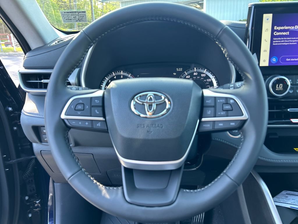 New 2026 Toyota Highlander XLE AWD/4WD image 22