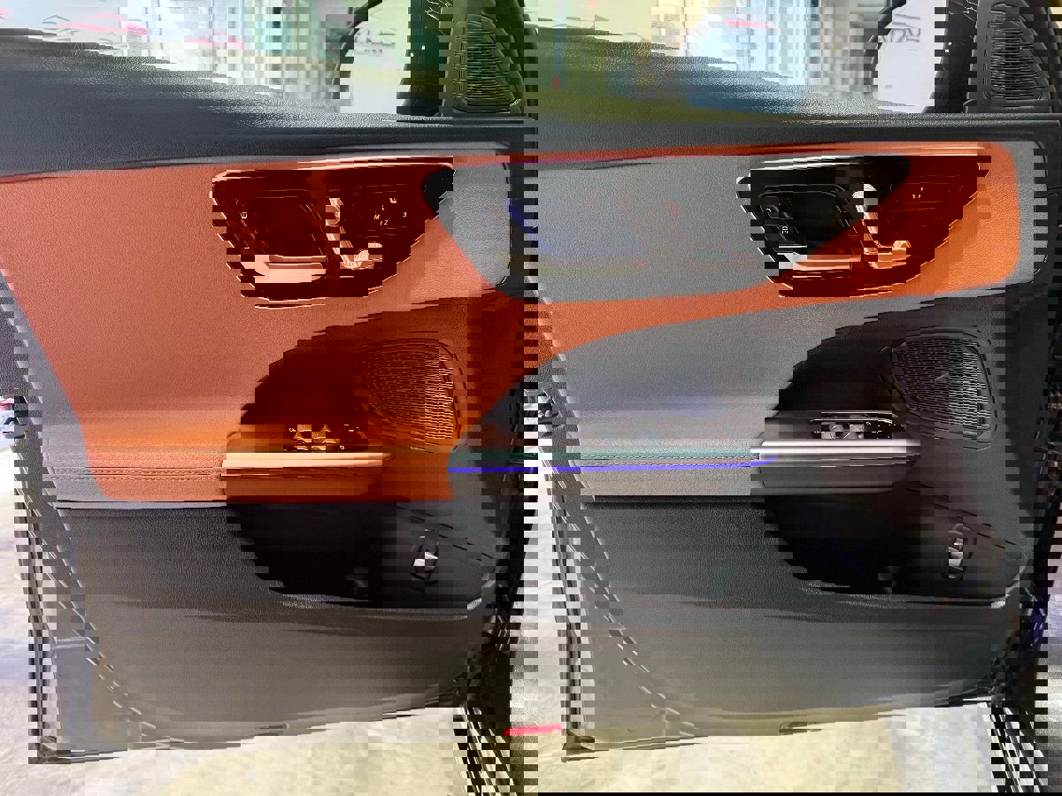 Used 2023 Mercedes-Benz C 300 4MATIC Sedan w/ Exclusive Trim Package image 50