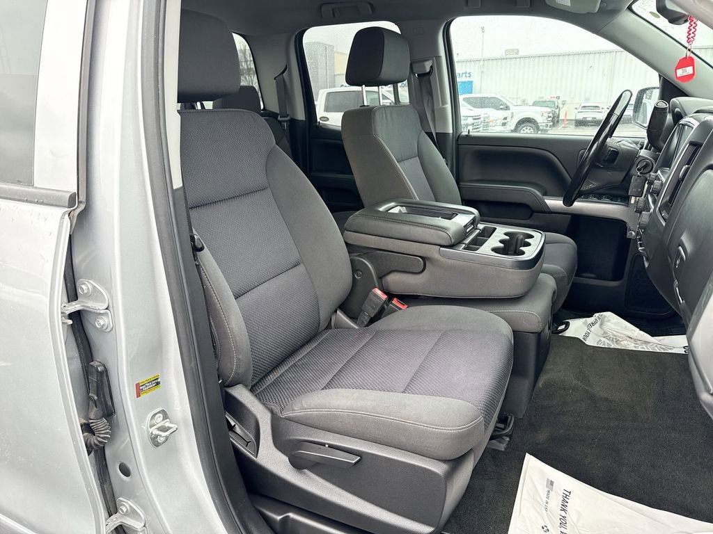Used 2018 Chevrolet Silverado 1500 LT AWD/4WD image 25