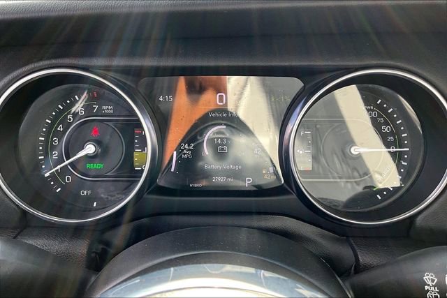 Used 2023 Jeep Wrangler Unlimited Sahara image 13