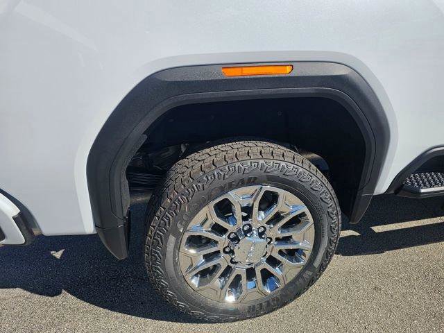 New 2026 GMC Sierra 2500 Denali w/ Denali Reserve Package image 14