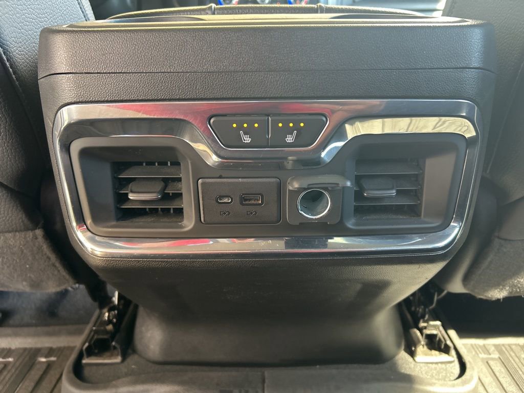 Used 2021 GMC Sierra 2500 Denali w/ Denali Ultimate Package image 17