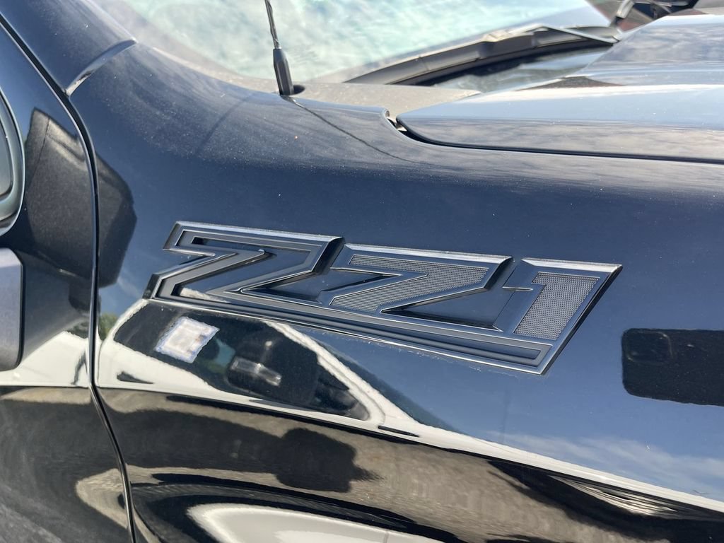 Used 2024 Chevrolet Silverado 1500 Custom Trail Boss w/ LPO, Dark Essentials Package AWD/4WD image 12
