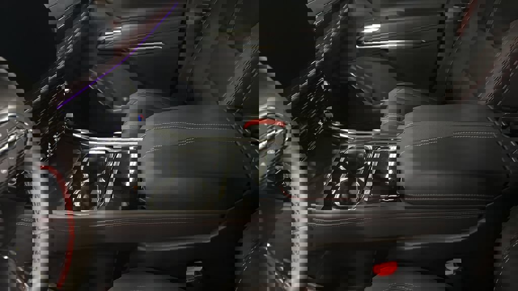 Used 2024 Chevrolet Traverse RS image 11