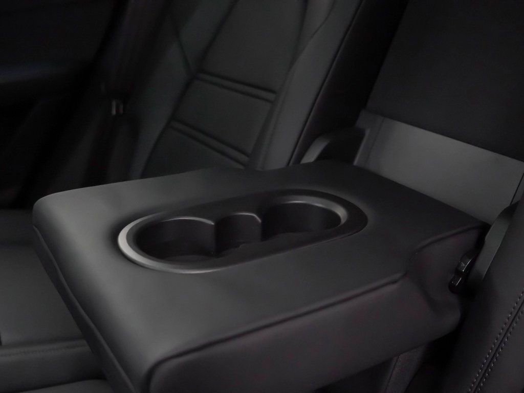 Certified 2025 Porsche Cayenne Coupe image 19