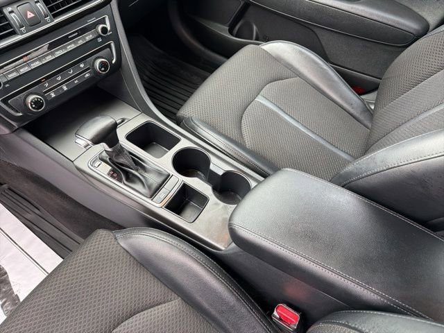 Used 2018 Kia Optima S image 25