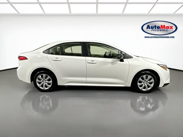 Used 2023 Toyota Corolla LE FWD image 9