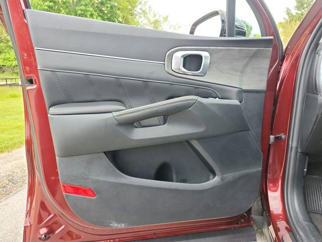 Certified 2025 Kia Sorento SX AWD/4WD image 21