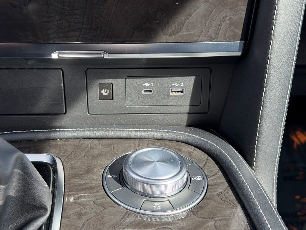 Used 2024 INFINITI QX80 Luxe image 37
