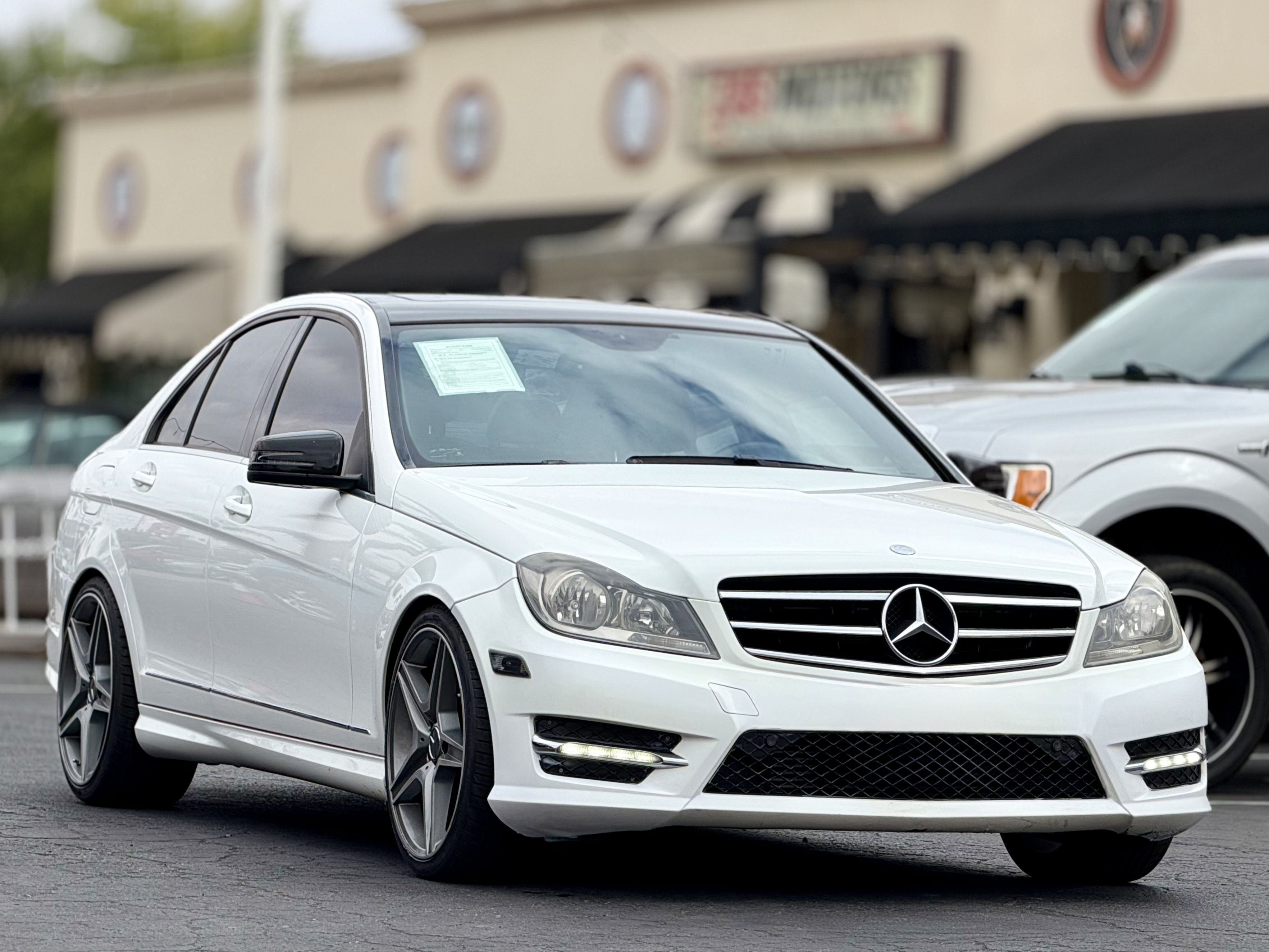 Used 2013 Mercedes-Benz C 250 Sedan w/ Premium 1 Pkg image 4