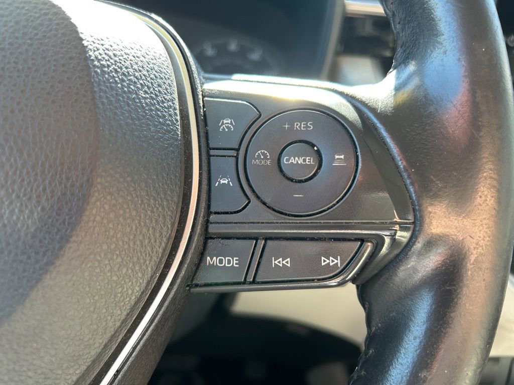 Used 2023 Toyota Corolla Cross LE FWD image 20