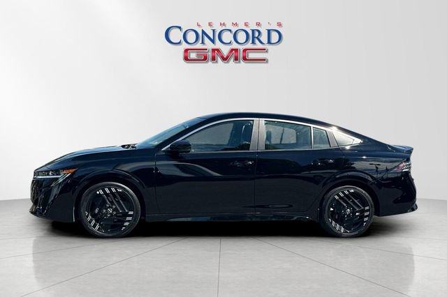 Used 2026 Nissan Sentra SR w/ Floor Mat Package FWD image 7