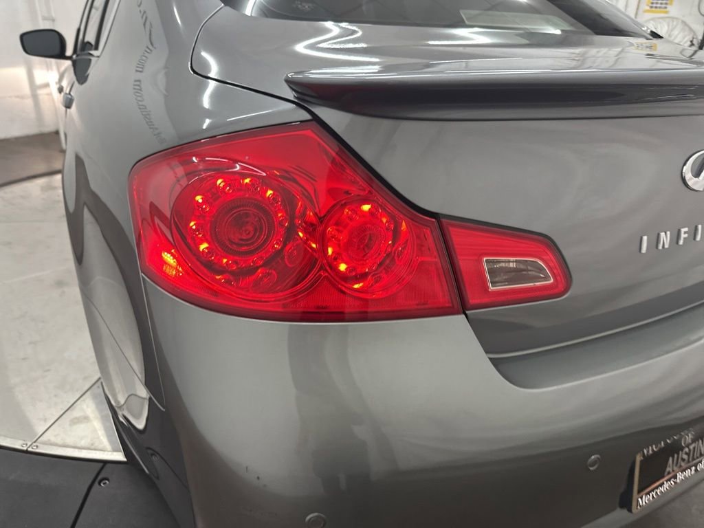 Used 2011 INFINITI G37 Sedan RWD image 21