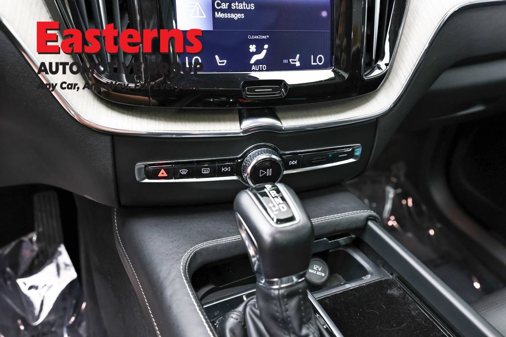 Used 2021 Volvo XC60 T5 Inscription AWD/4WD image 19