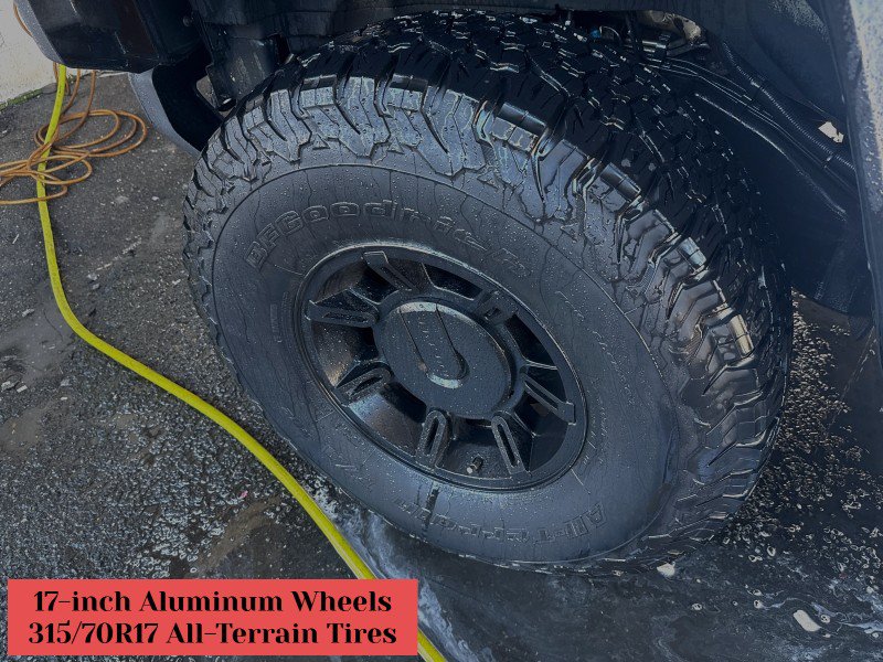 Used 2003 HUMMER H2 w/ Preferred Equipment Group AWD/4WD image 39
