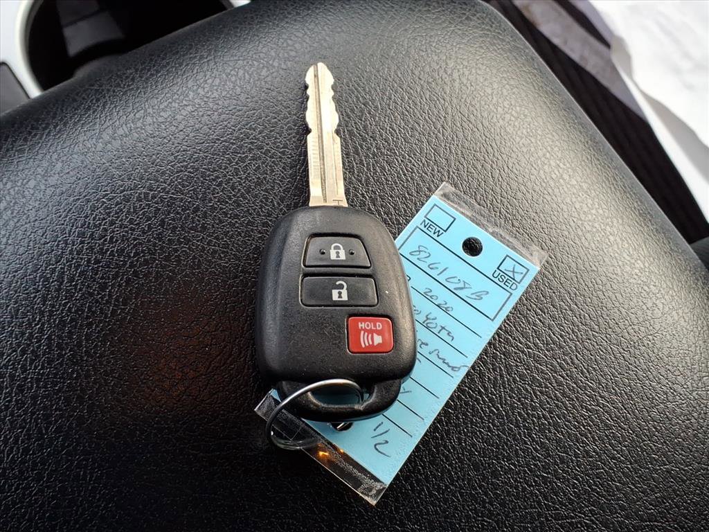 Used 2020 Toyota 4Runner SR5 image 31