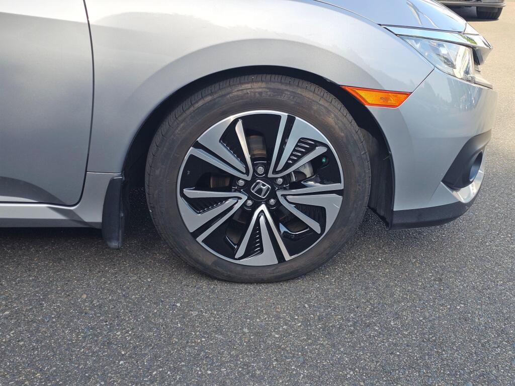 Used 2016 Honda Civic EX-T image 9