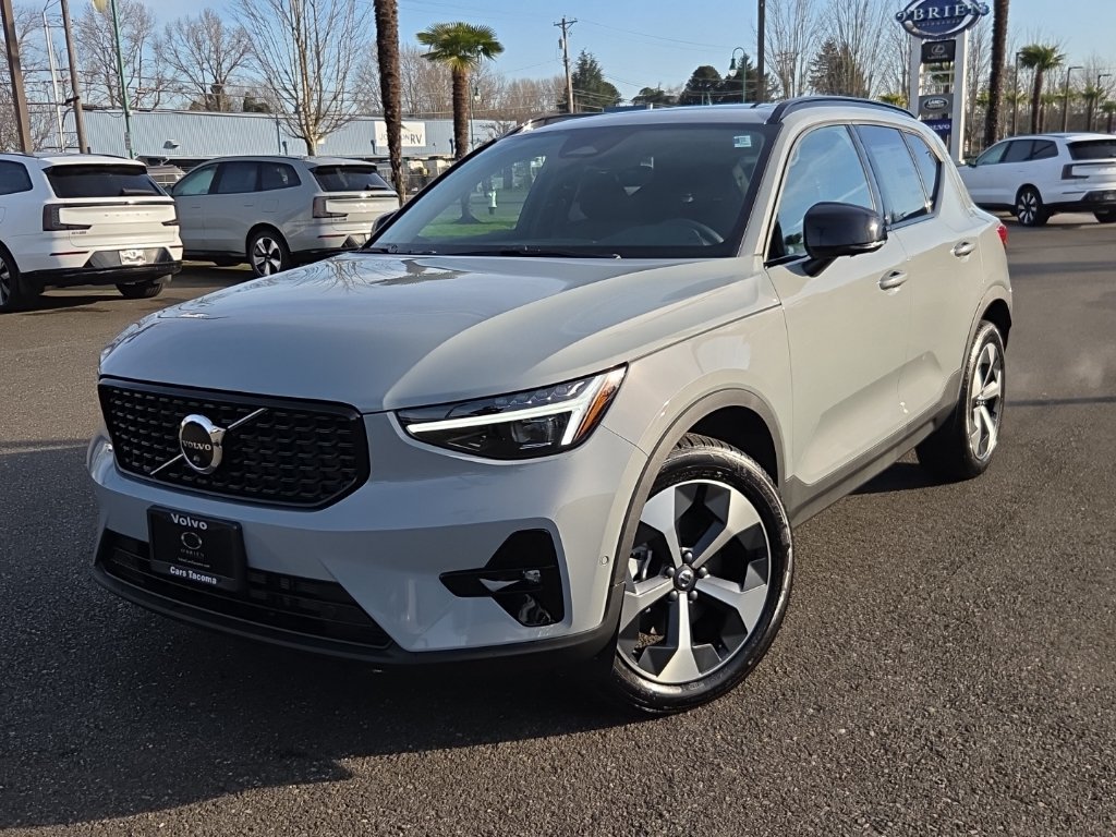 New 2026 Volvo XC40 B5 Plus w/ Protection Package Premier AWD/4WD image 1