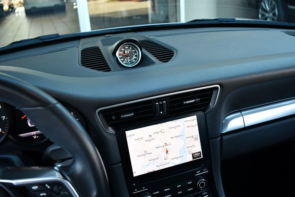 Used 2017 Porsche 911 Carrera image 50