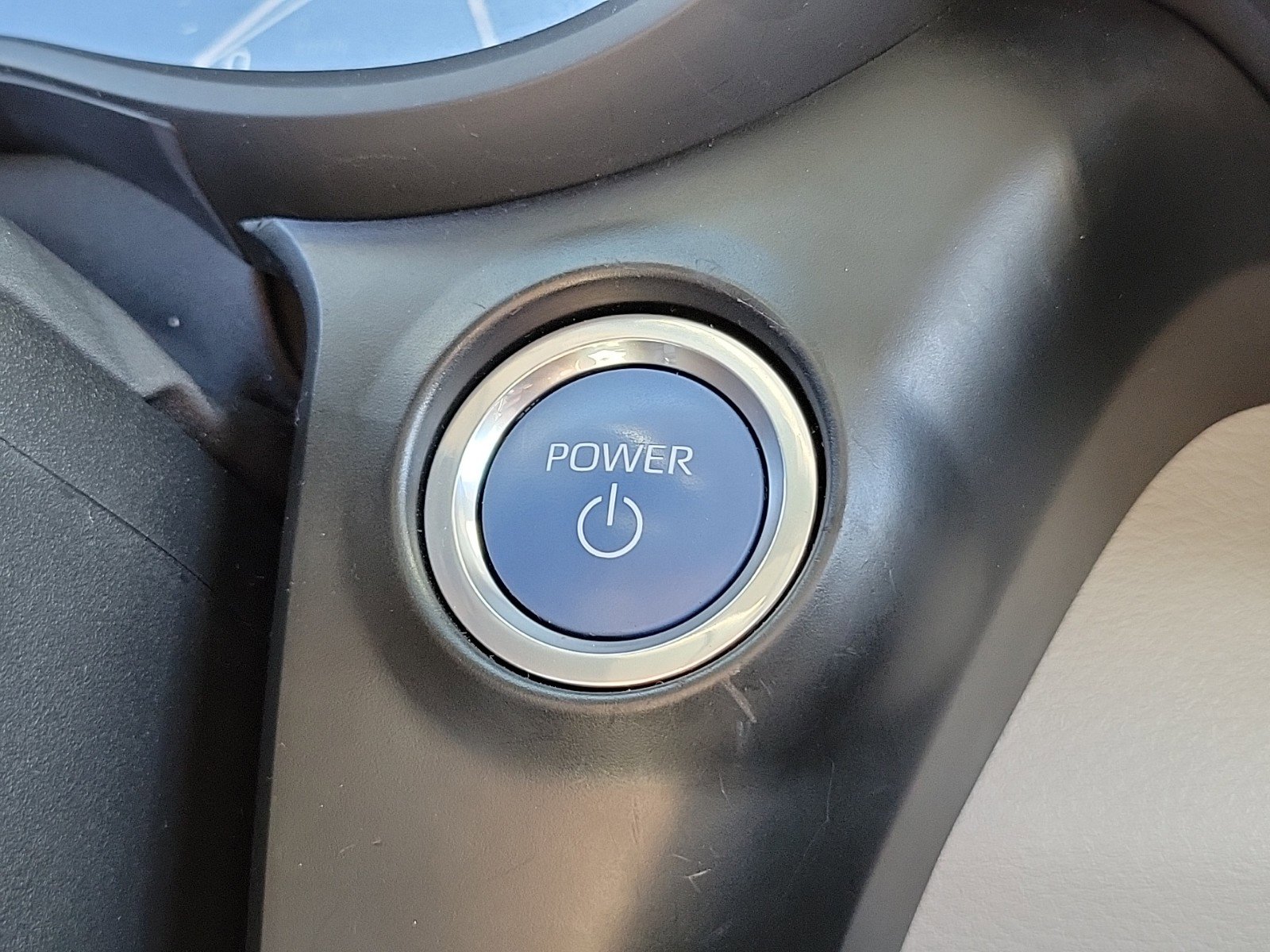 Used 2024 Toyota Sienna LE image 29