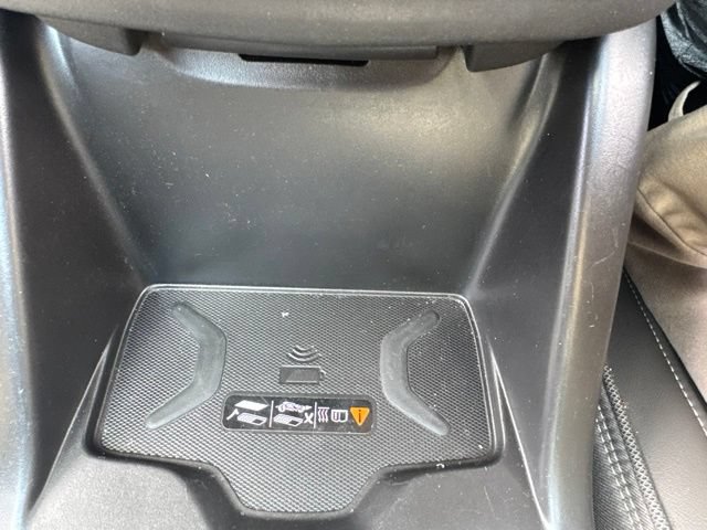 Used 2022 GMC Canyon Denali RWD image 31