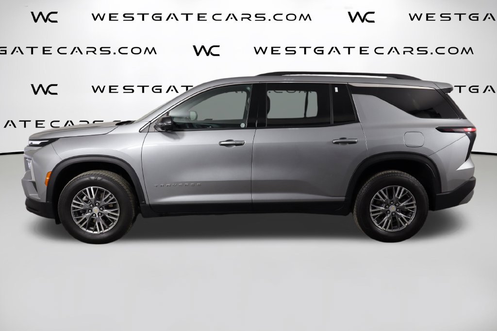 Used 2026 Chevrolet Traverse LT w/ Driver Confidence Package FWD image 5