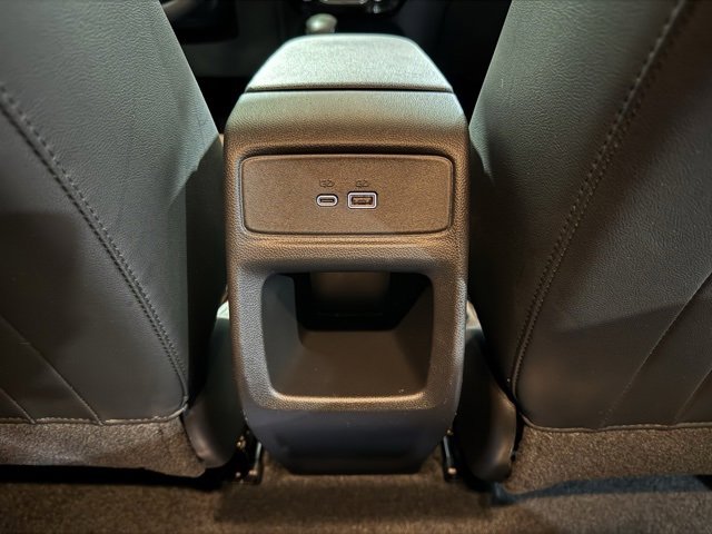 Used 2024 Chevrolet Trax LT w/ Sunroof Package image 15