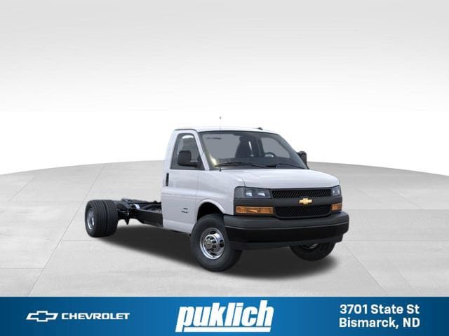 New 2025 Chevrolet Express 4500 w/ Power Convenience Package