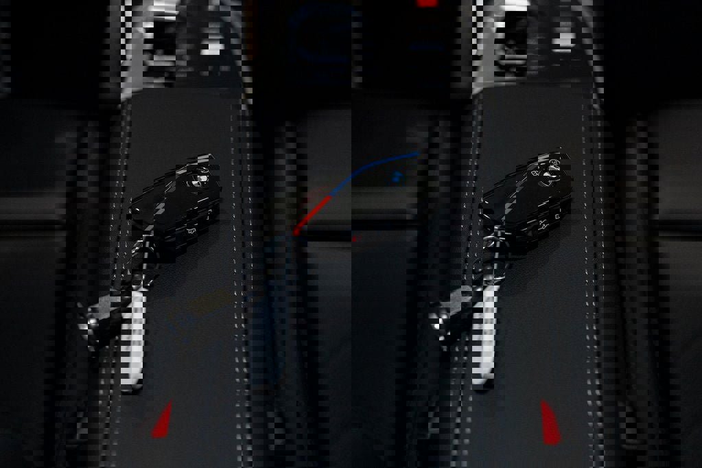 Used 2025 BMW X2 M35i w/ Premium Package image 42