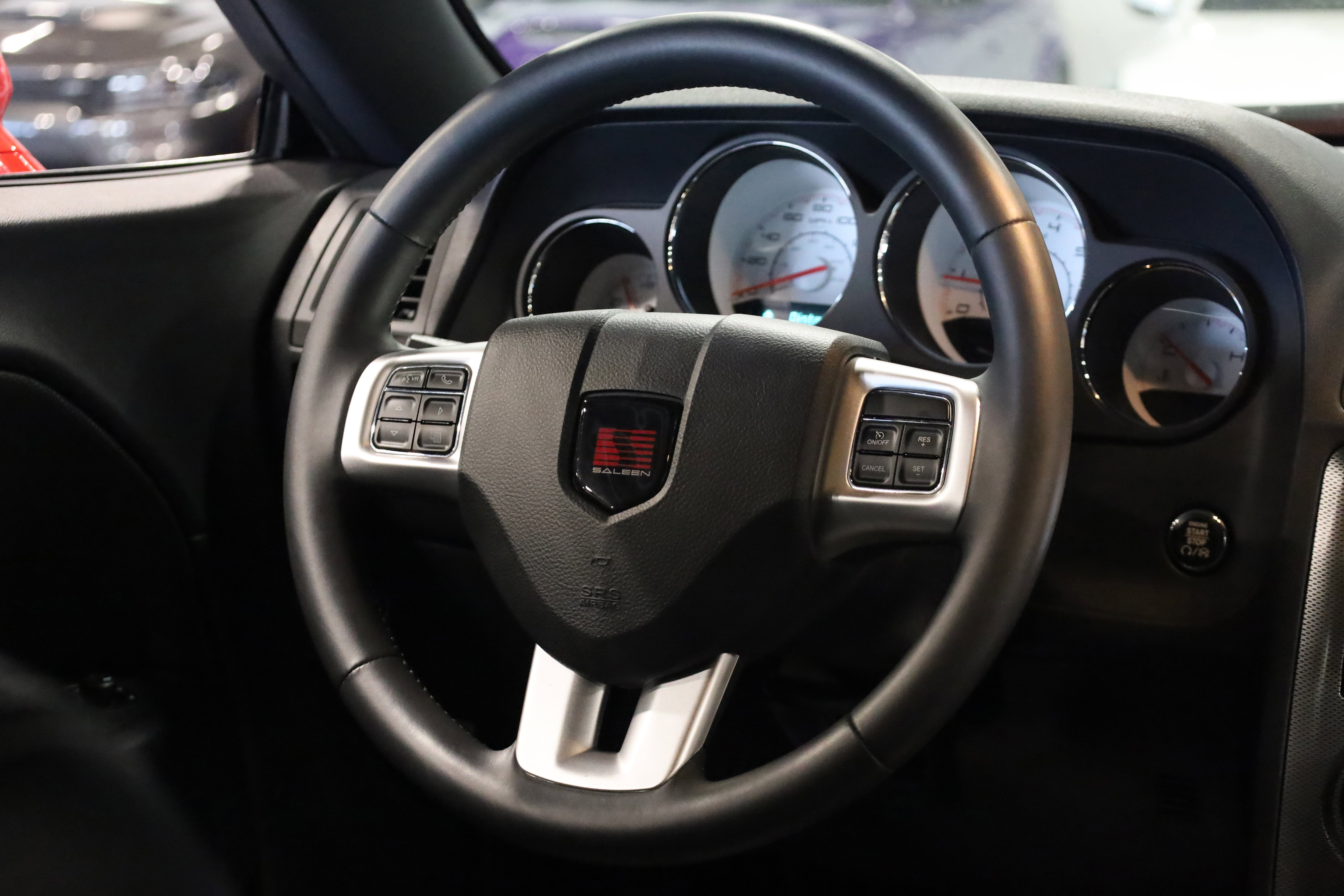 Used 2014 Dodge Challenger R/T Plus image 24