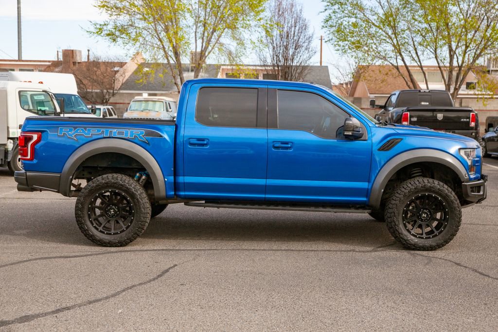 Used 2018 Ford F150 Raptor w/ Equipment Group 802A Luxury image 4