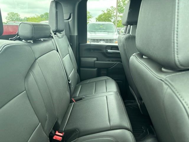 Used 2025 Chevrolet Silverado 2500 W/T w/ Snow Plow Prep/Camper Package AWD/4WD image 9