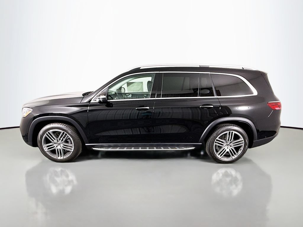Certified 2026 Mercedes-Benz GLS 450 4MATIC image 4