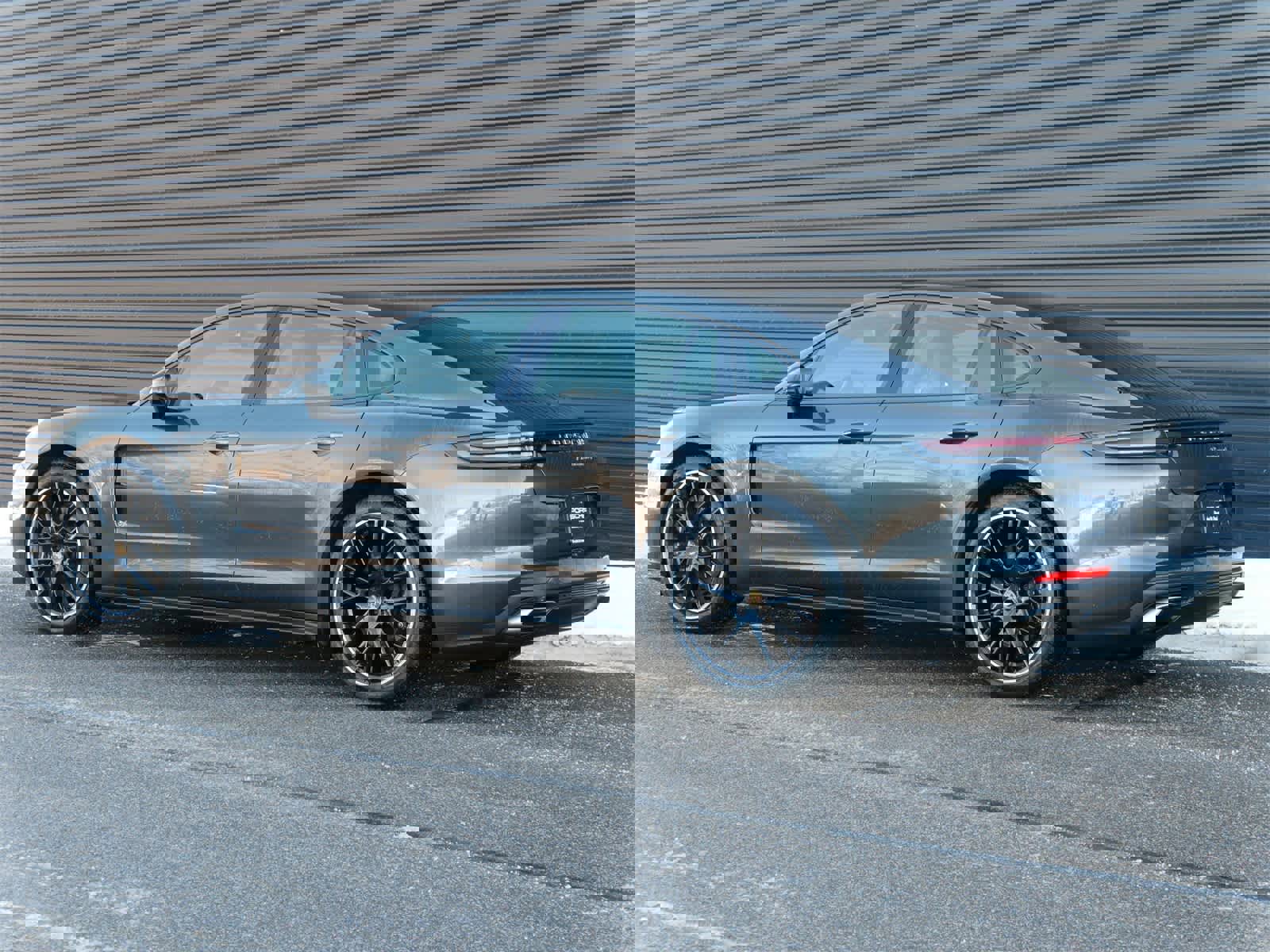 Certified 2020 Porsche Panamera 4 image 3