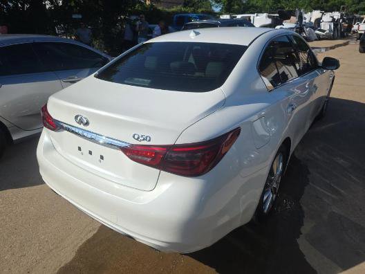 Used 2018 INFINITI Q50 Luxe w/ Essential Package (3.0T Luxe) RWD video 2