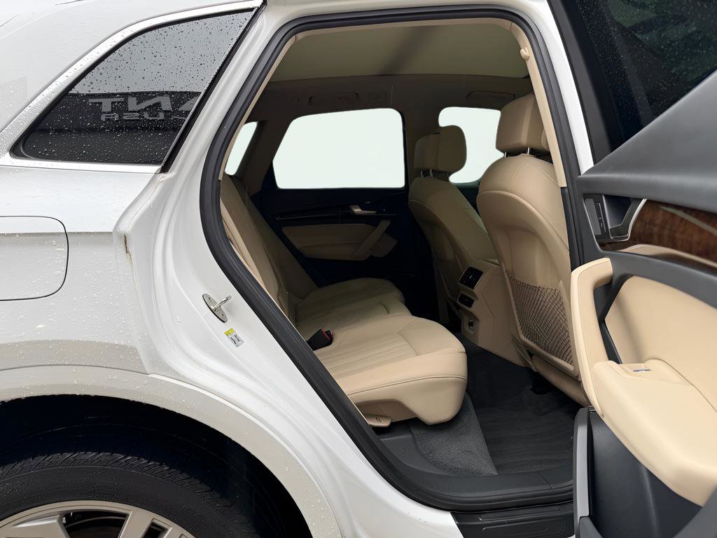 Used 2018 Audi Q5 2.0T Premium Plus w/ Premium Plus Package image 27