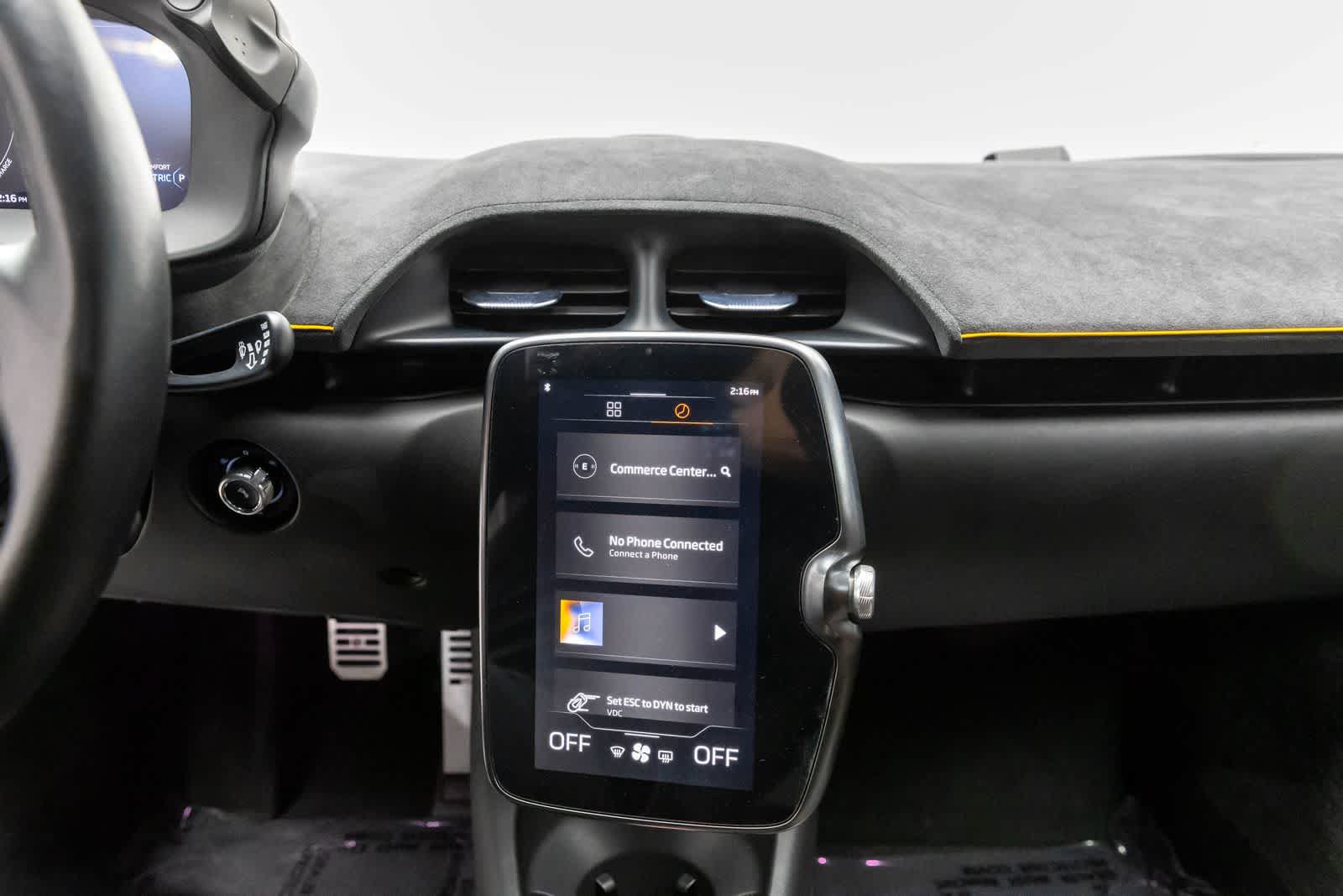 Used 2023 McLaren Artura RWD image 9