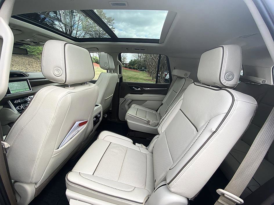 Used 2024 GMC Yukon Denali w/ Max Trailering Package image 12