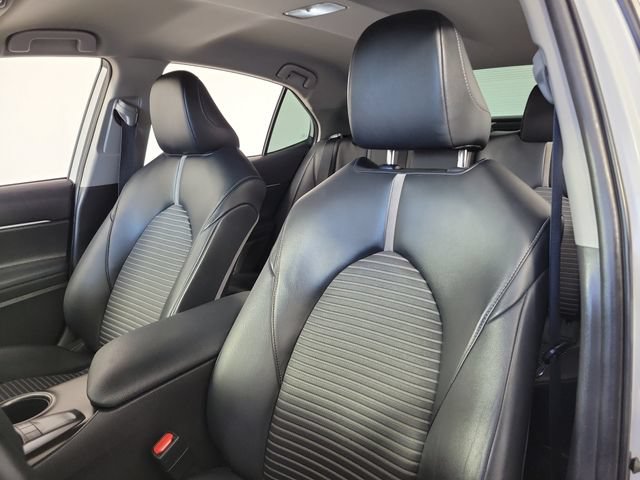 Used 2022 Toyota Camry SE FWD image 20
