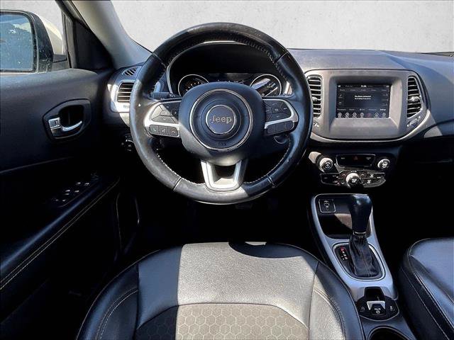 Used 2020 Jeep Compass Latitude FWD image 5