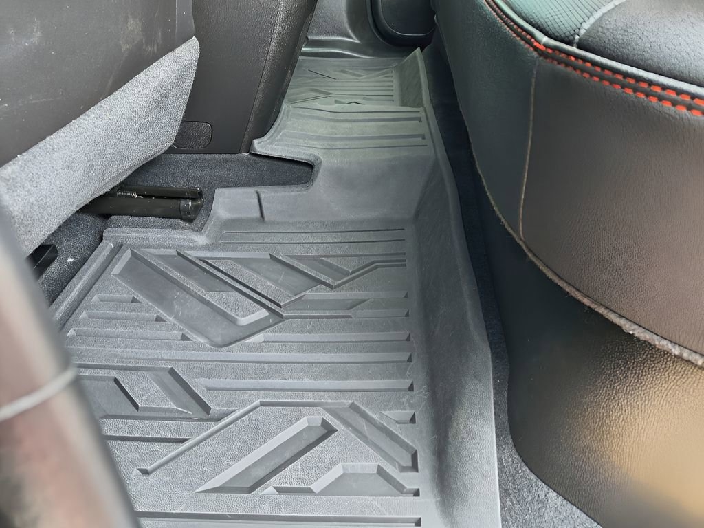 Used 2023 Chevrolet Colorado Z71 w/ Z71 Convenience Package 2 image 26