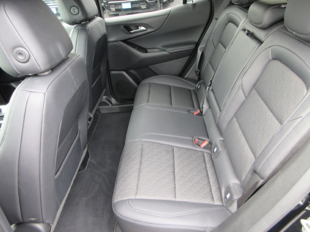 Certified 2026 Chevrolet Equinox LT w/ Convenience Package II AWD/4WD image 14