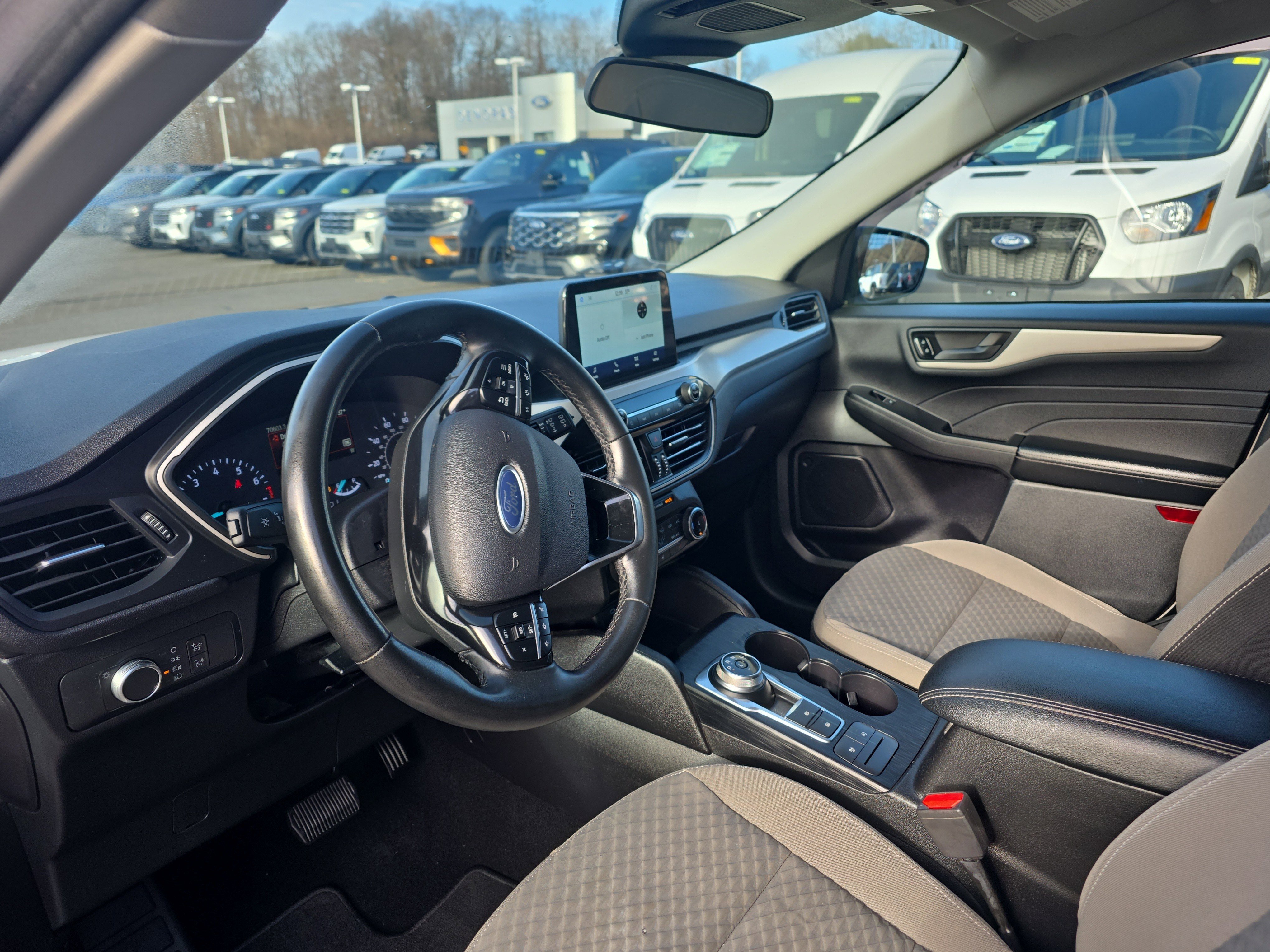 Certified 2022 Ford Escape SE w/ Cold Weather Package image 29