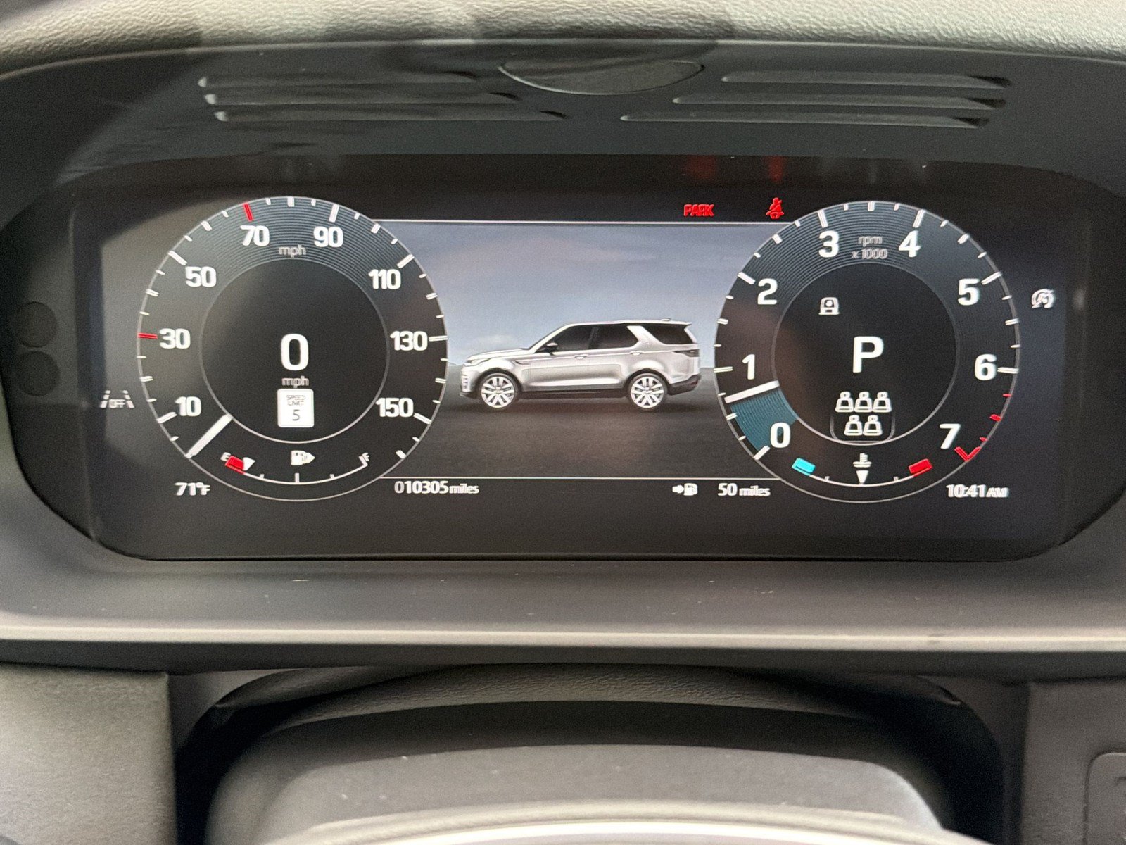 Certified 2025 Land Rover Discovery S AWD/4WD image 20
