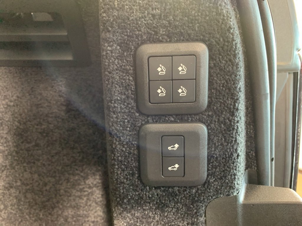 Used 2019 Land Rover Range Rover Supercharged image 29