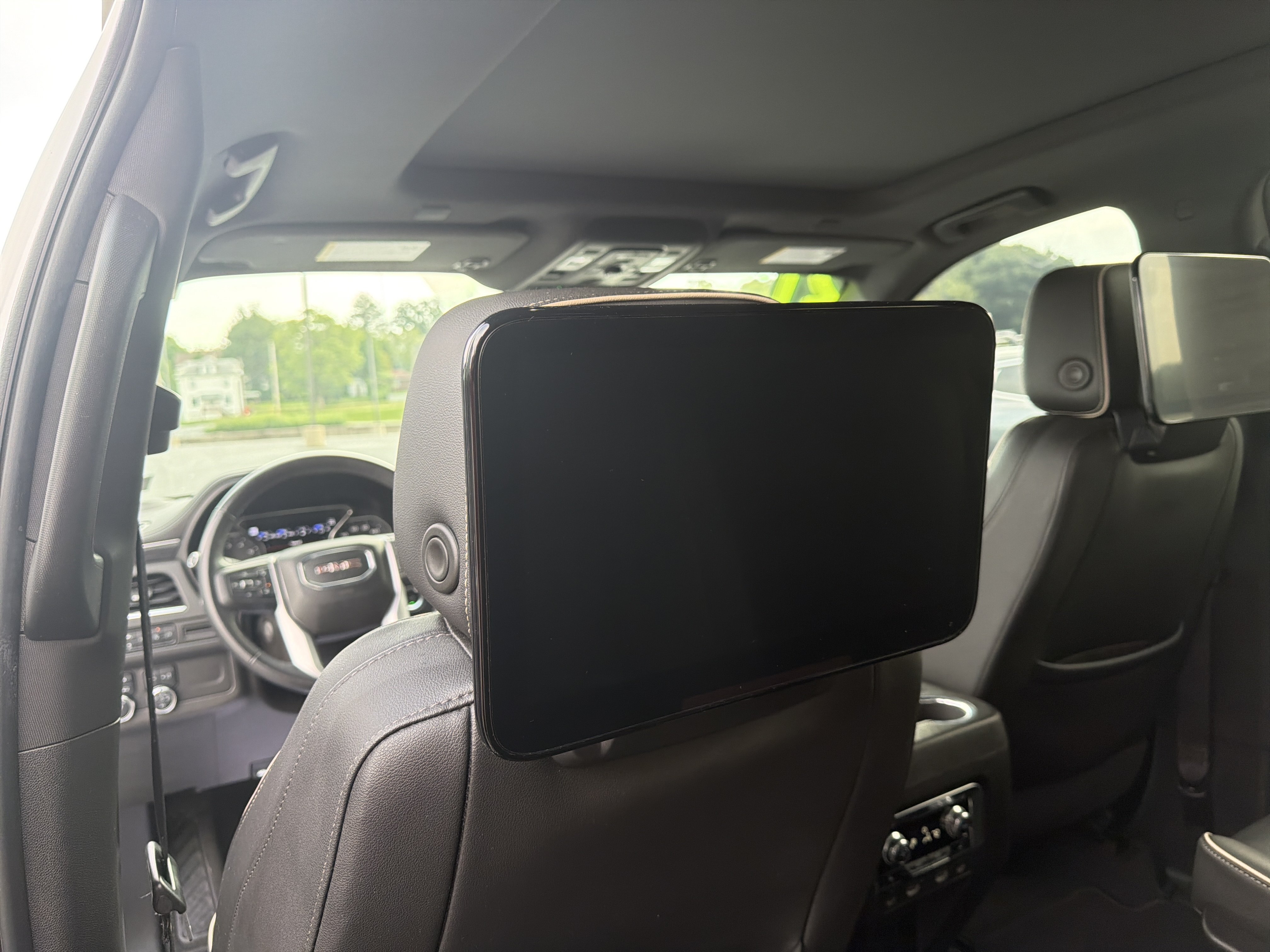 Used 2021 GMC Yukon SLT w/ SLT Premium Package AWD/4WD image 33