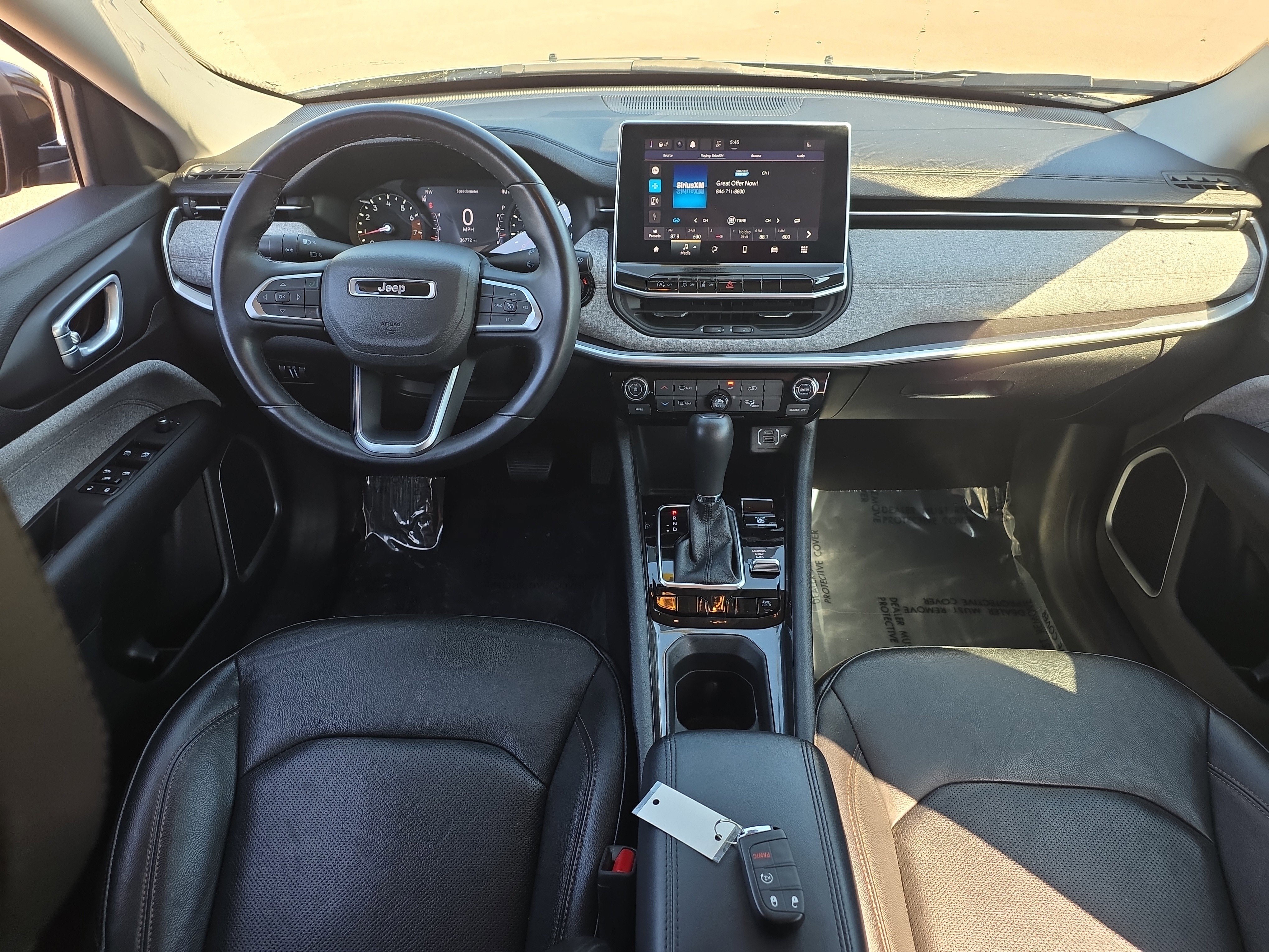 Used 2022 Jeep Compass Latitude AWD/4WD image 11
